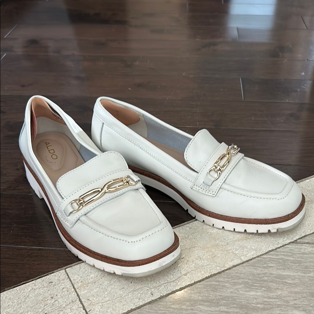ALDO - white leather loafers - women’s size 6.5
